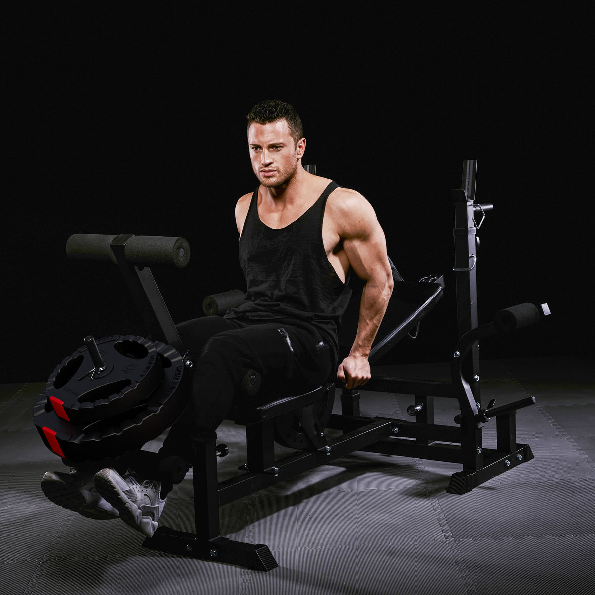 Monipuolinen treeniasema 100 kg Tri Grip painosetillä