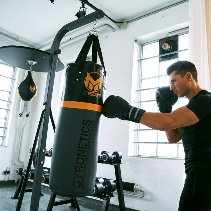 Vapaasti seisova nyrkkeilyasema